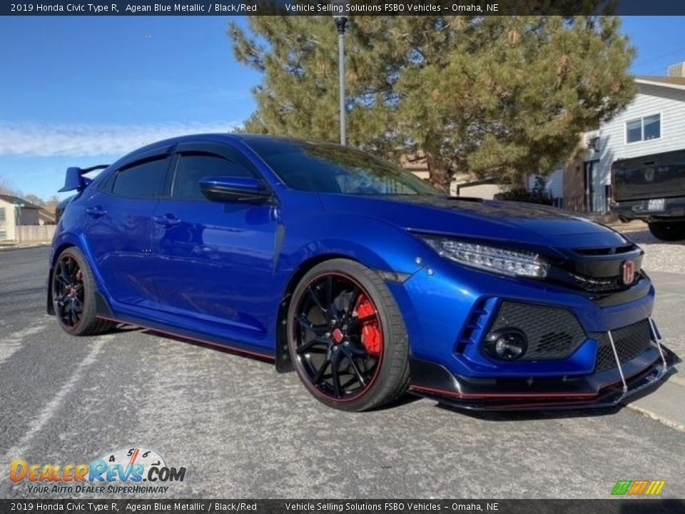 Front 3/4 View of 2019 Honda Civic Type R Photo #3