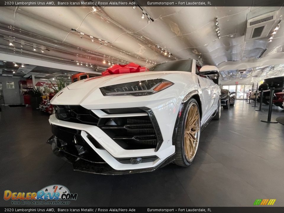 2020 Lamborghini Urus AWD Bianco Icarus Metallic / Rosso Alala/Nero Ade Photo #5