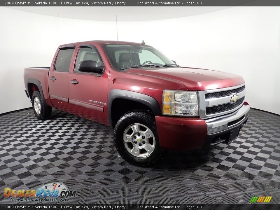 2009 Chevrolet Silverado 1500 LT Crew Cab 4x4 Victory Red / Ebony Photo #2