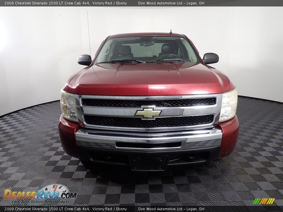 2009 Chevrolet Silverado 1500 LT Crew Cab 4x4 Victory Red / Ebony Photo #4