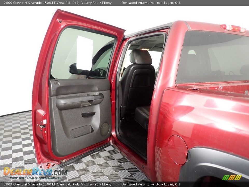 2009 Chevrolet Silverado 1500 LT Crew Cab 4x4 Victory Red / Ebony Photo #23