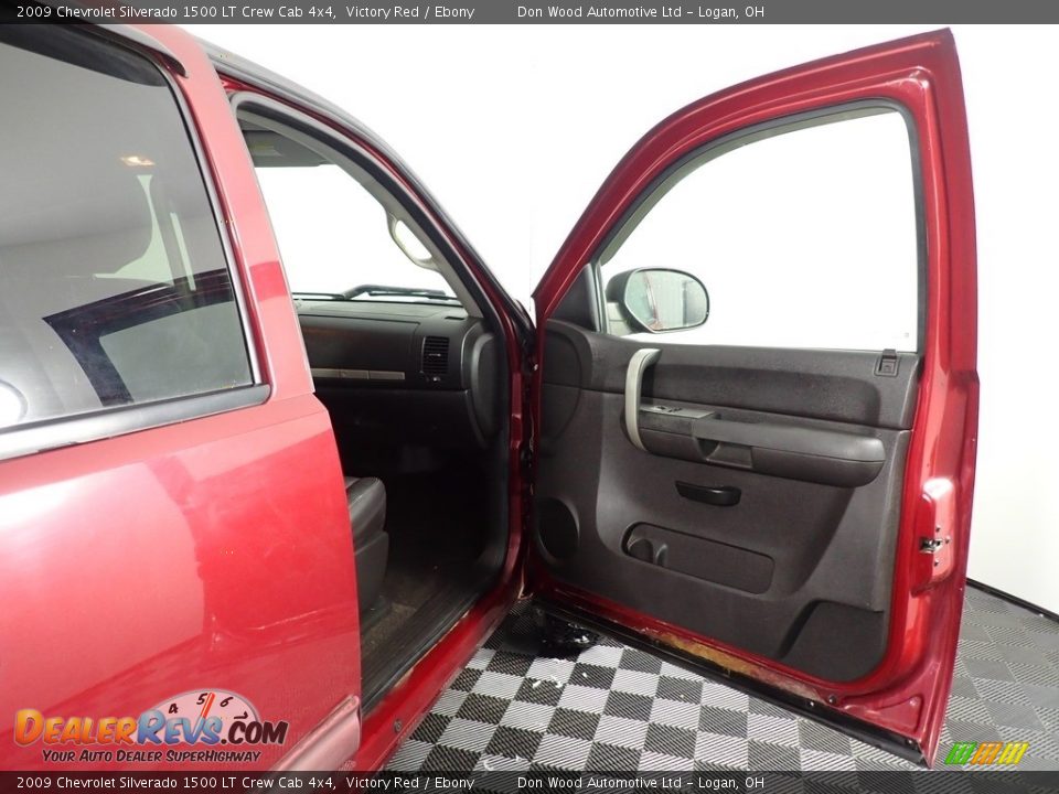 2009 Chevrolet Silverado 1500 LT Crew Cab 4x4 Victory Red / Ebony Photo #29