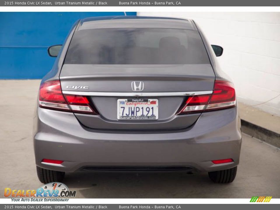 2015 Honda Civic LX Sedan Urban Titanium Metallic / Black Photo #10