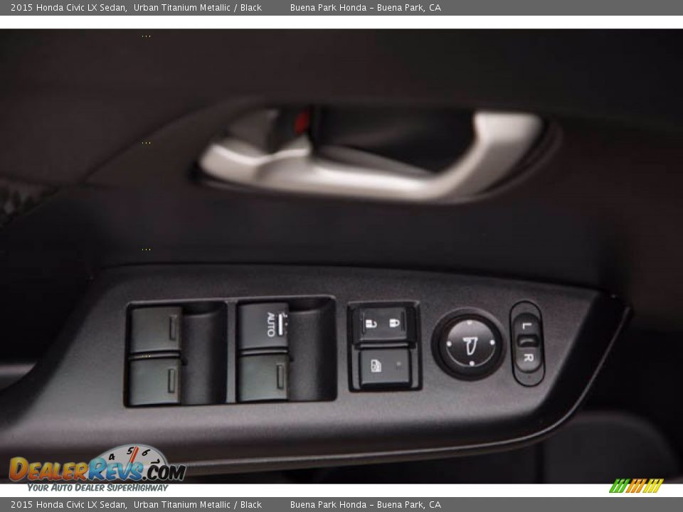 2015 Honda Civic LX Sedan Urban Titanium Metallic / Black Photo #27
