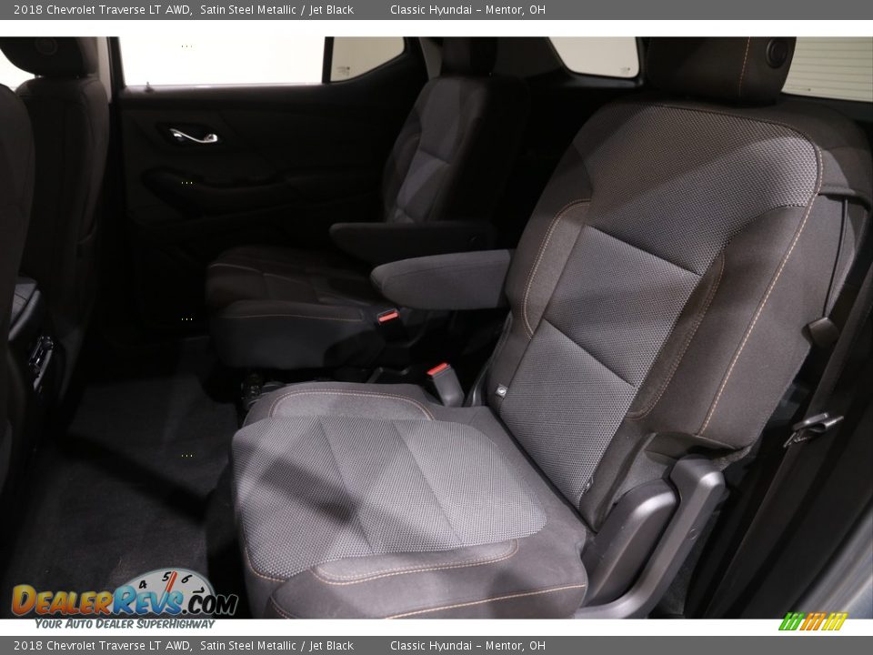 2018 Chevrolet Traverse LT AWD Satin Steel Metallic / Jet Black Photo #18