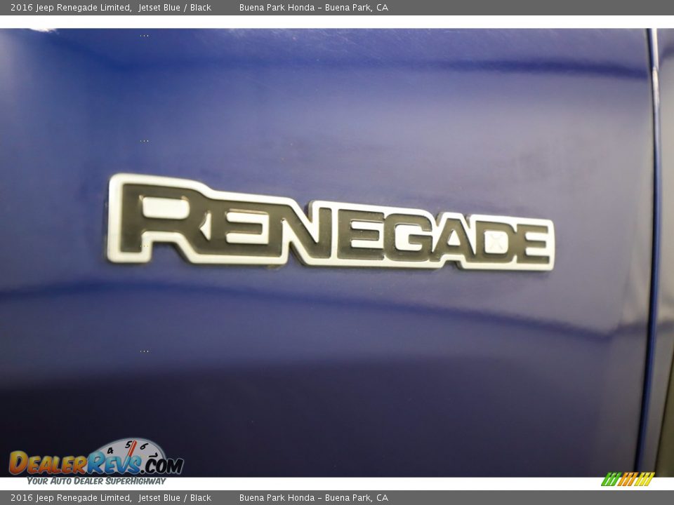 2016 Jeep Renegade Limited Logo Photo #9