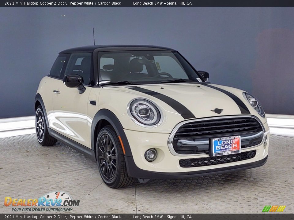 2021 Mini Hardtop Cooper 2 Door Pepper White / Carbon Black Photo #26