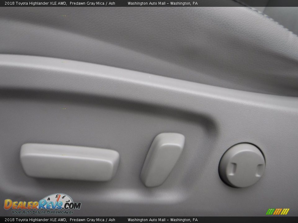 2018 Toyota Highlander XLE AWD Predawn Gray Mica / Ash Photo #18