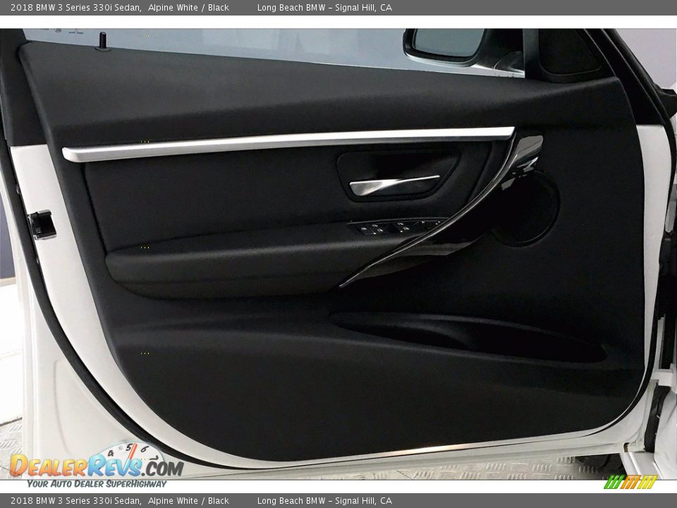 2018 BMW 3 Series 330i Sedan Alpine White / Black Photo #23