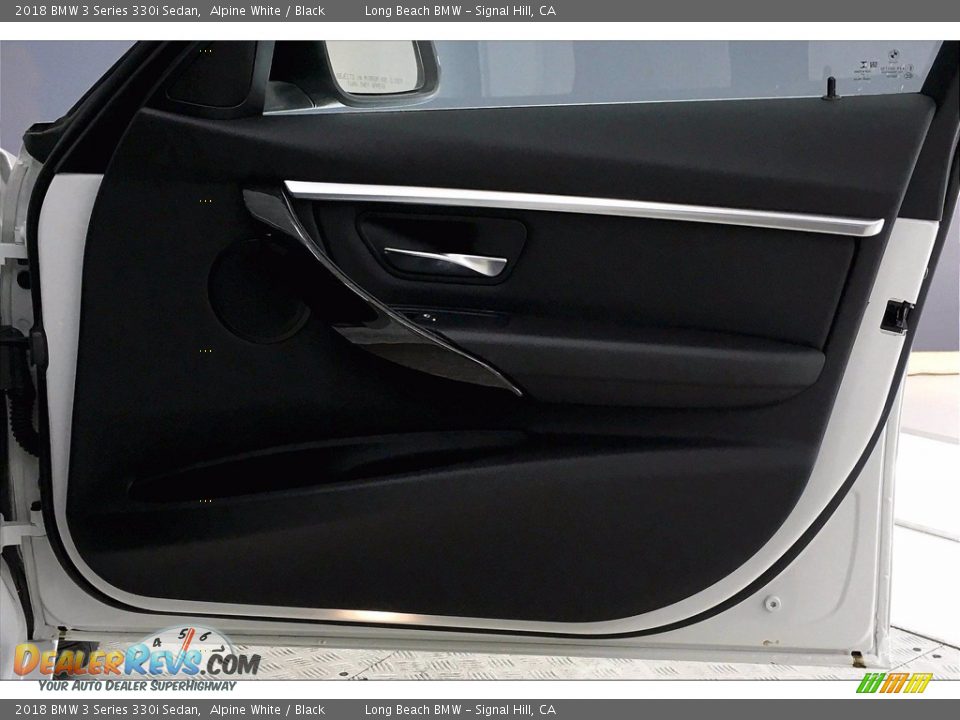 2018 BMW 3 Series 330i Sedan Alpine White / Black Photo #24