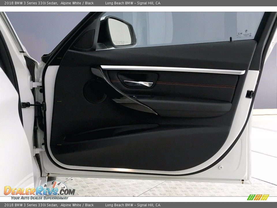 2018 BMW 3 Series 330i Sedan Alpine White / Black Photo #24