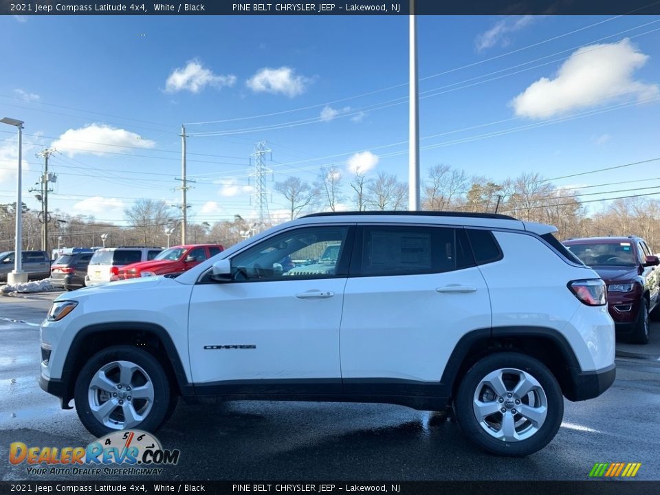 2021 Jeep Compass Latitude 4x4 White / Black Photo #4