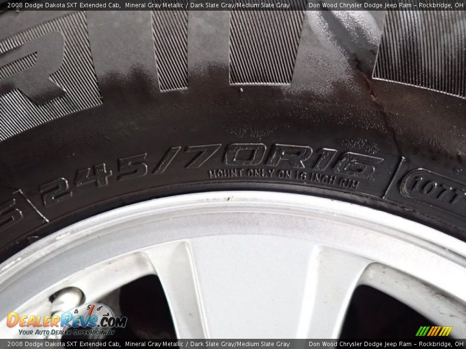 2008 Dodge Dakota SXT Extended Cab Mineral Gray Metallic / Dark Slate Gray/Medium Slate Gray Photo #17
