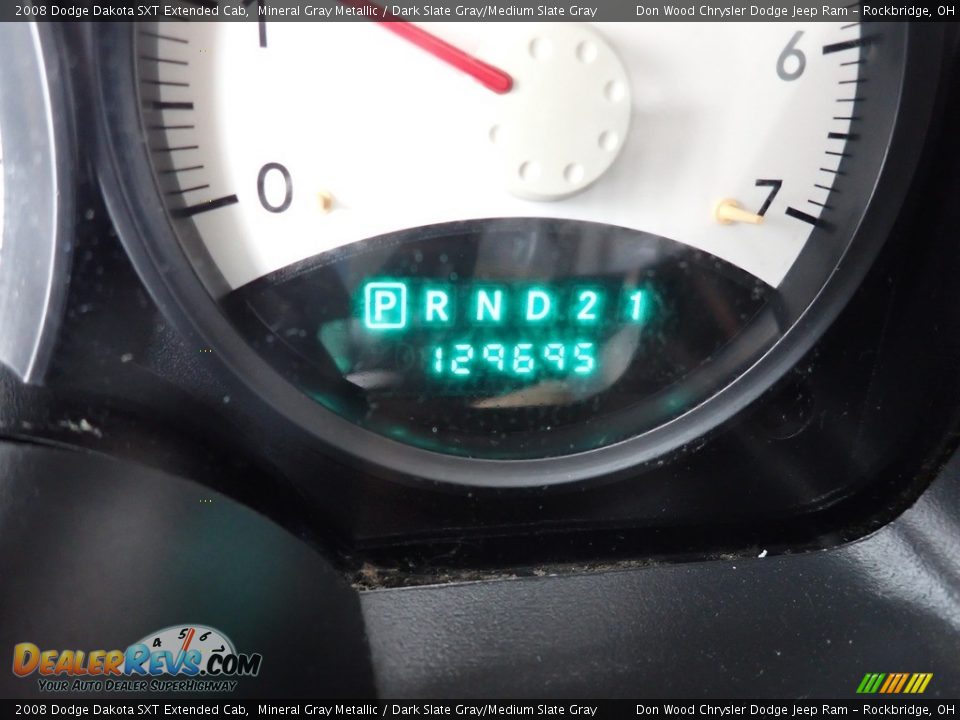 2008 Dodge Dakota SXT Extended Cab Mineral Gray Metallic / Dark Slate Gray/Medium Slate Gray Photo #22