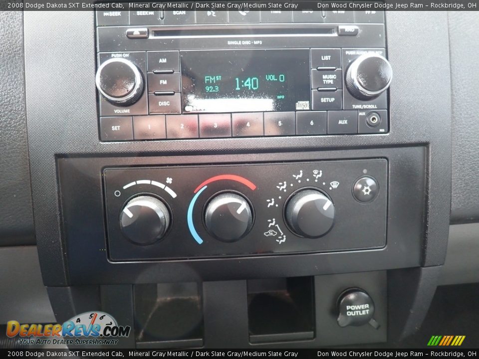 2008 Dodge Dakota SXT Extended Cab Mineral Gray Metallic / Dark Slate Gray/Medium Slate Gray Photo #26