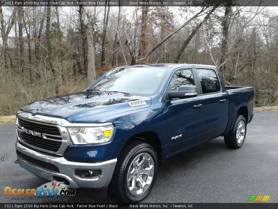 2021 Ram 1500 Big Horn Crew Cab 4x4 Patriot Blue Pearl / Black Photo #2