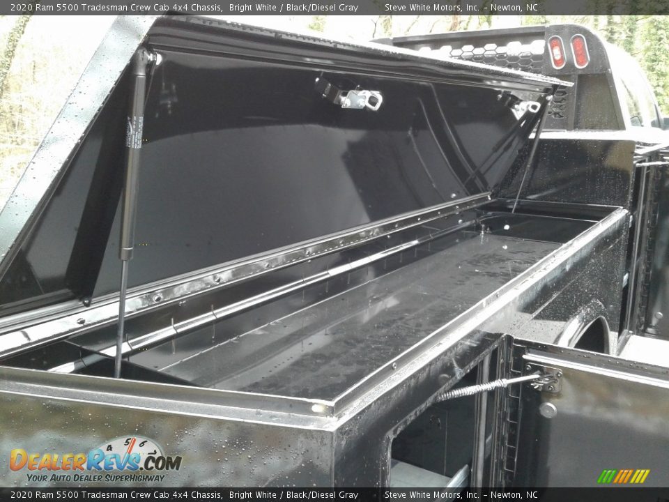 2020 Ram 5500 Tradesman Crew Cab 4x4 Chassis Bright White / Black/Diesel Gray Photo #8