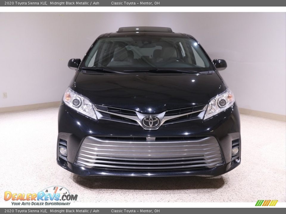 2020 Toyota Sienna XLE Midnight Black Metallic / Ash Photo #2