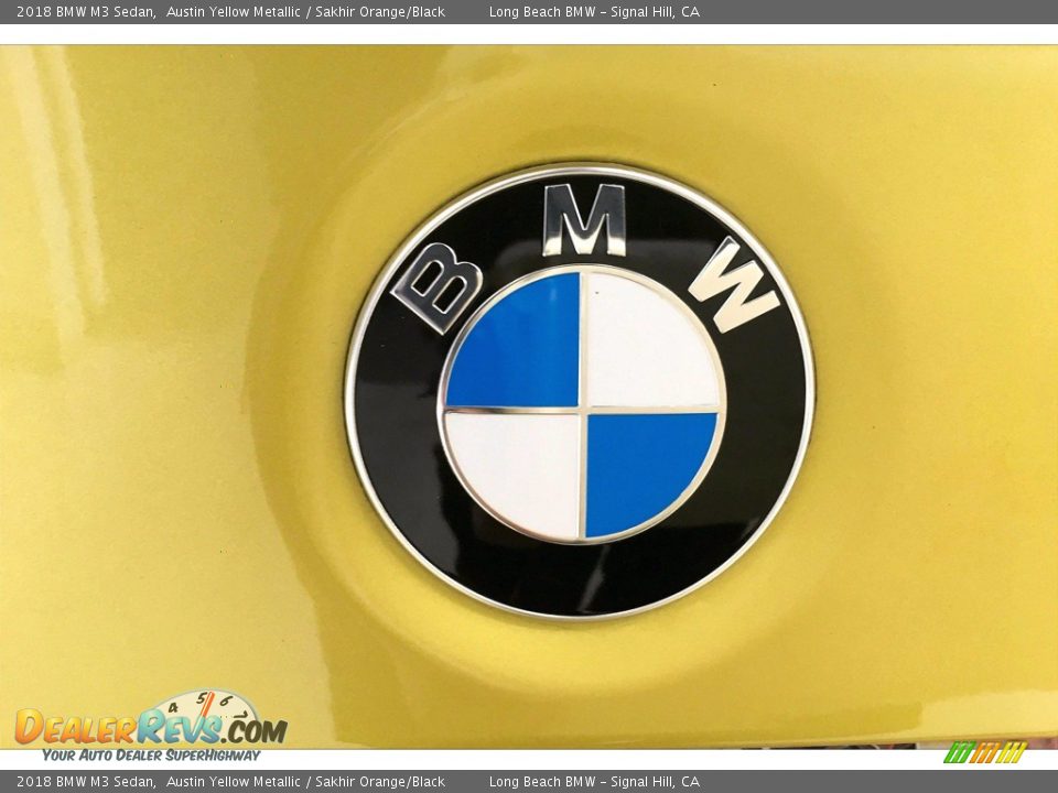 2018 BMW M3 Sedan Austin Yellow Metallic / Sakhir Orange/Black Photo #33