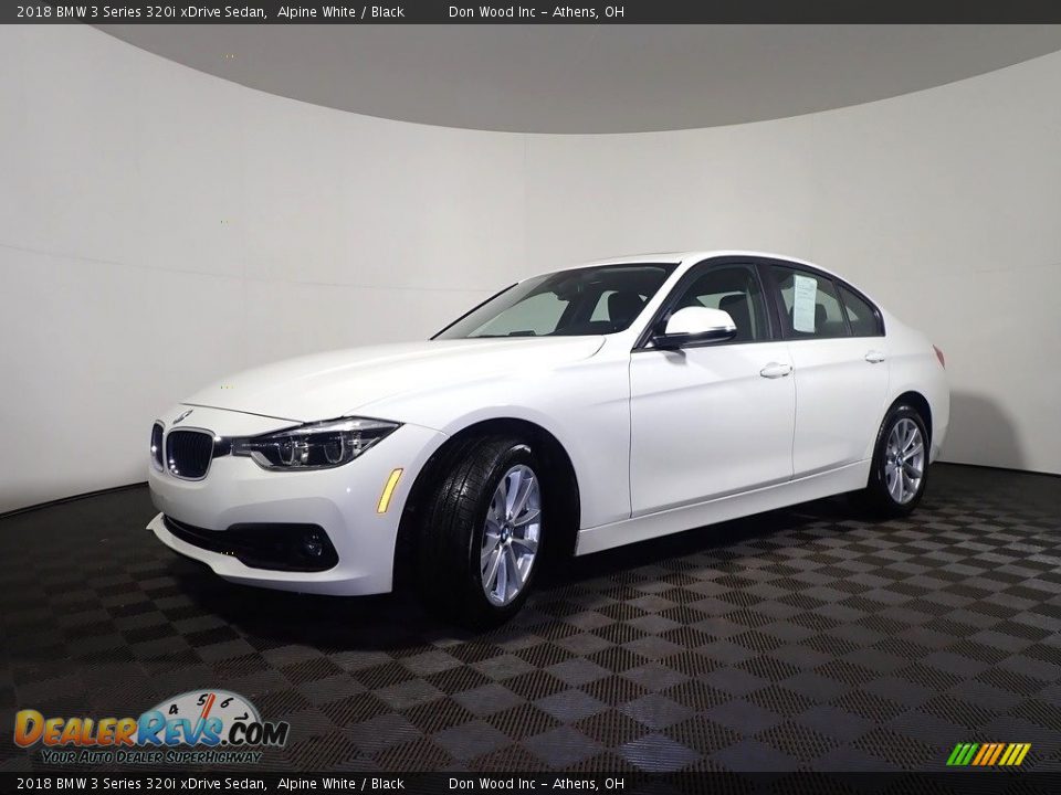 2018 BMW 3 Series 320i xDrive Sedan Alpine White / Black Photo #9