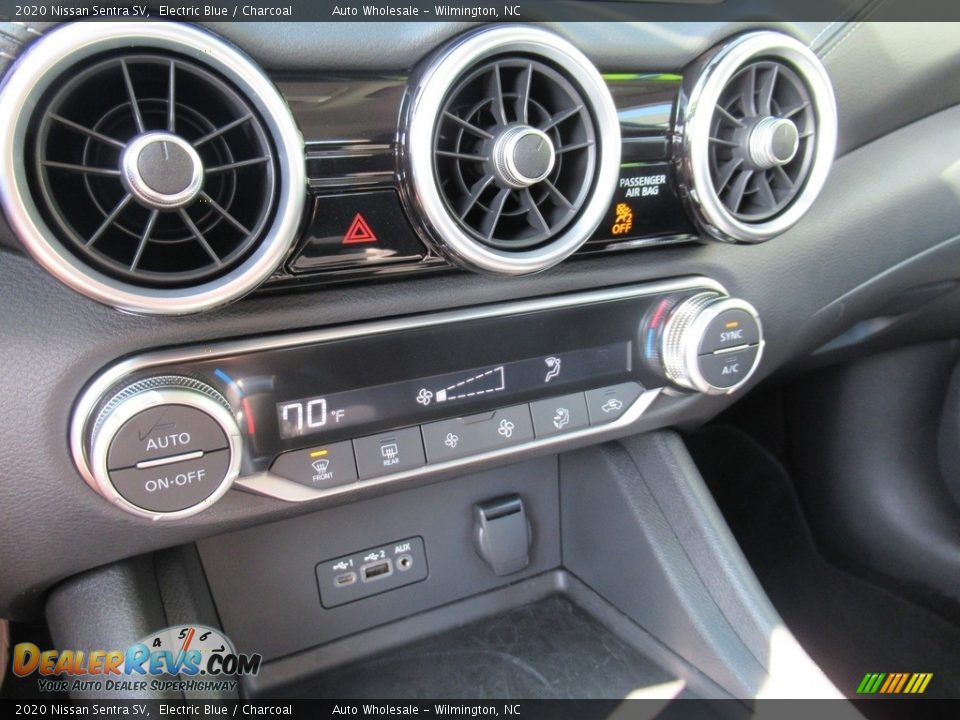 2020 Nissan Sentra SV Electric Blue / Charcoal Photo #18