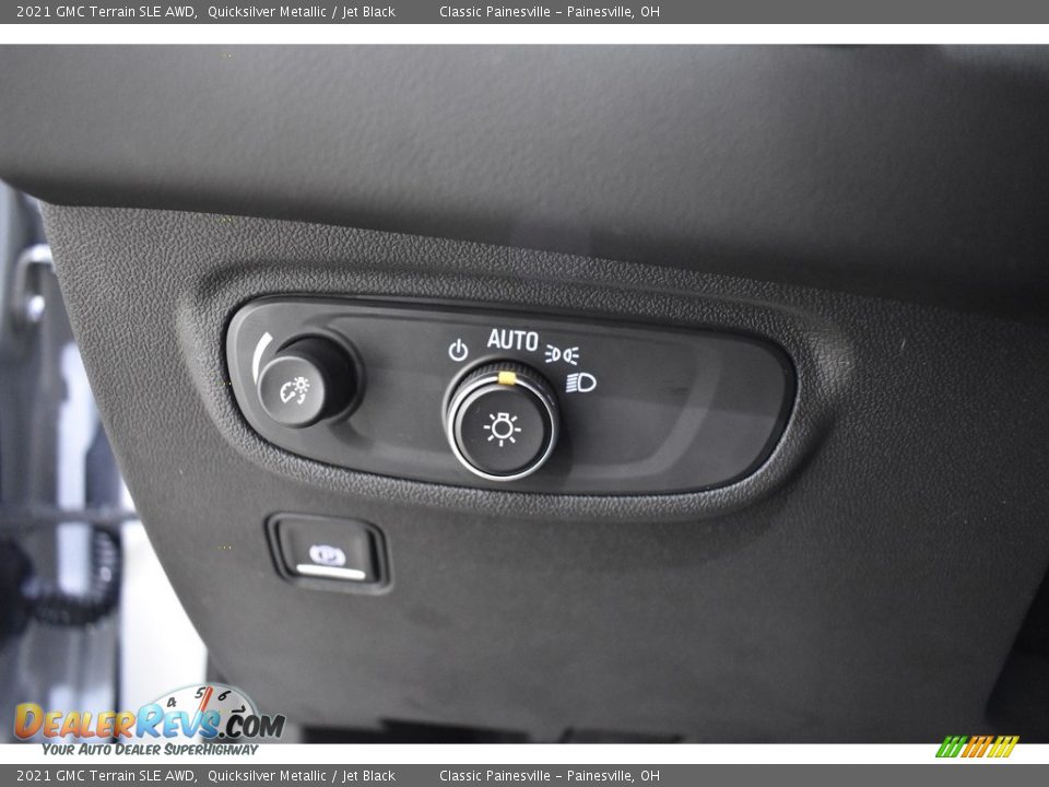 2021 GMC Terrain SLE AWD Quicksilver Metallic / Jet Black Photo #10