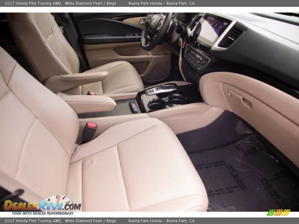 2017 Honda Pilot Touring AWD White Diamond Pearl / Beige Photo #25