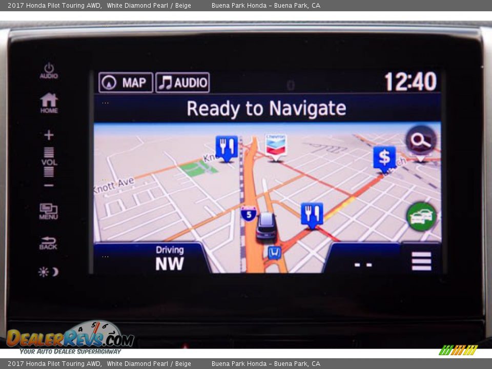 2017 Honda Pilot Touring AWD White Diamond Pearl / Beige Photo #28