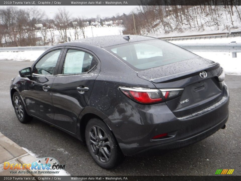 2019 Toyota Yaris LE Graphite / Gray Photo #12