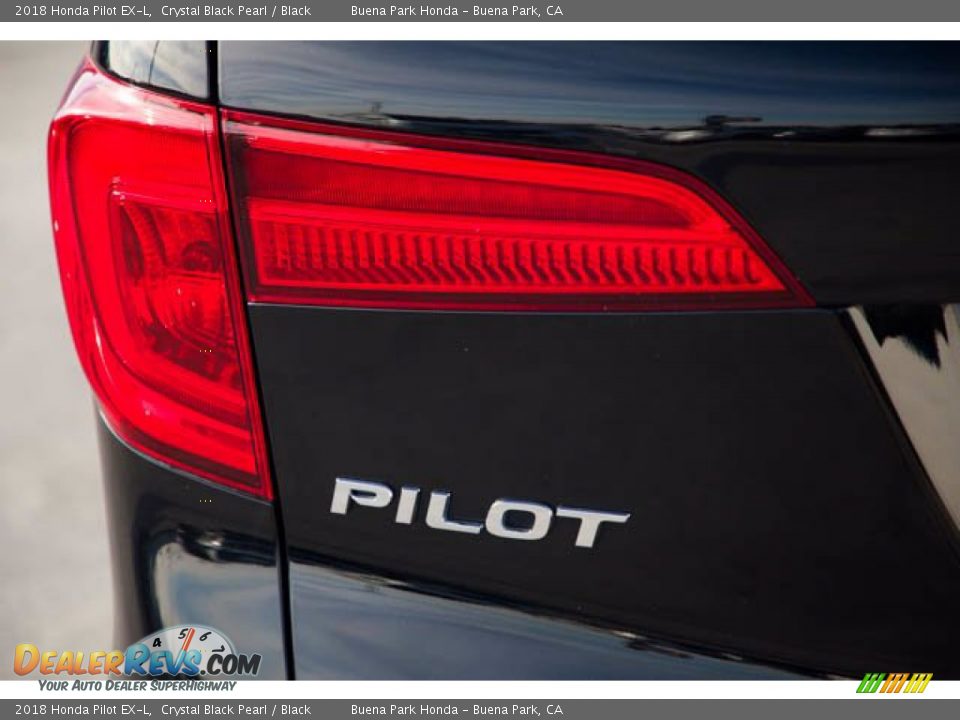 2018 Honda Pilot EX-L Crystal Black Pearl / Black Photo #10