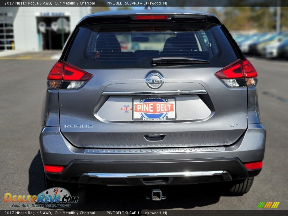 2017 Nissan Rogue S AWD Gun Metallic / Charcoal Photo #17