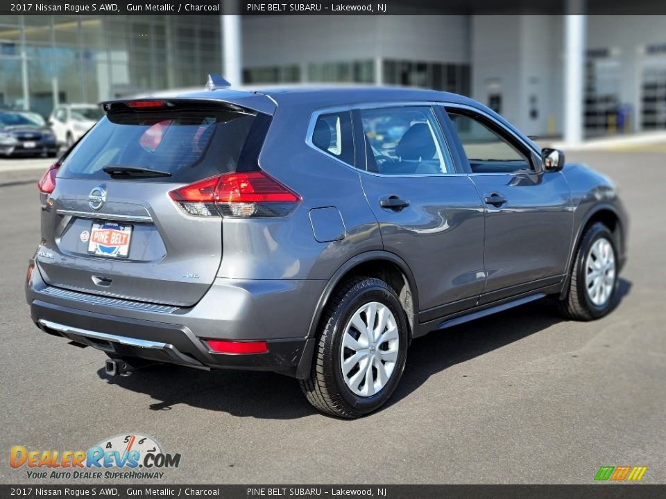 2017 Nissan Rogue S AWD Gun Metallic / Charcoal Photo #18