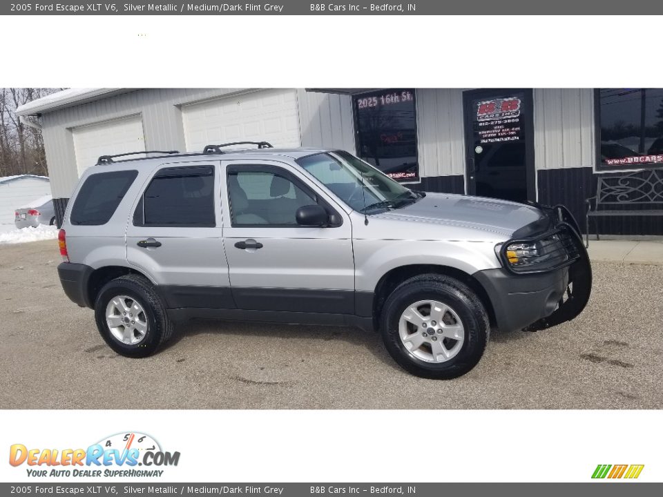 2005 Ford Escape XLT V6 Silver Metallic / Medium/Dark Flint Grey Photo #3