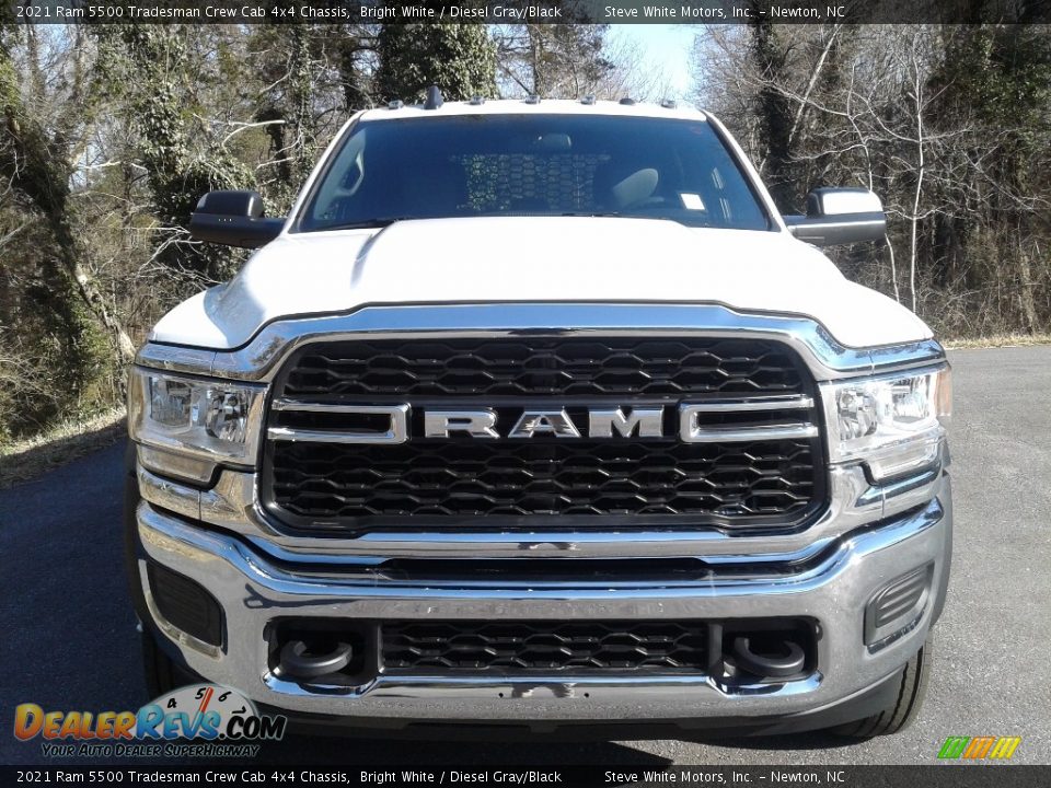 2021 Ram 5500 Tradesman Crew Cab 4x4 Chassis Bright White / Diesel Gray/Black Photo #3