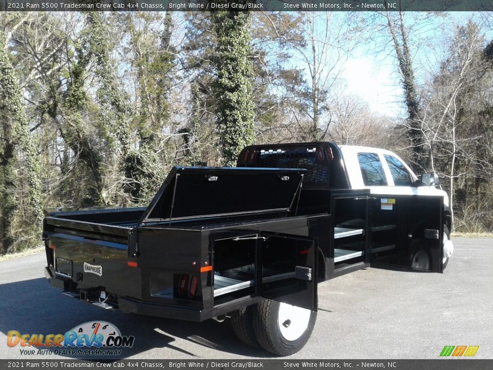 2021 Ram 5500 Tradesman Crew Cab 4x4 Chassis Bright White / Diesel Gray/Black Photo #7