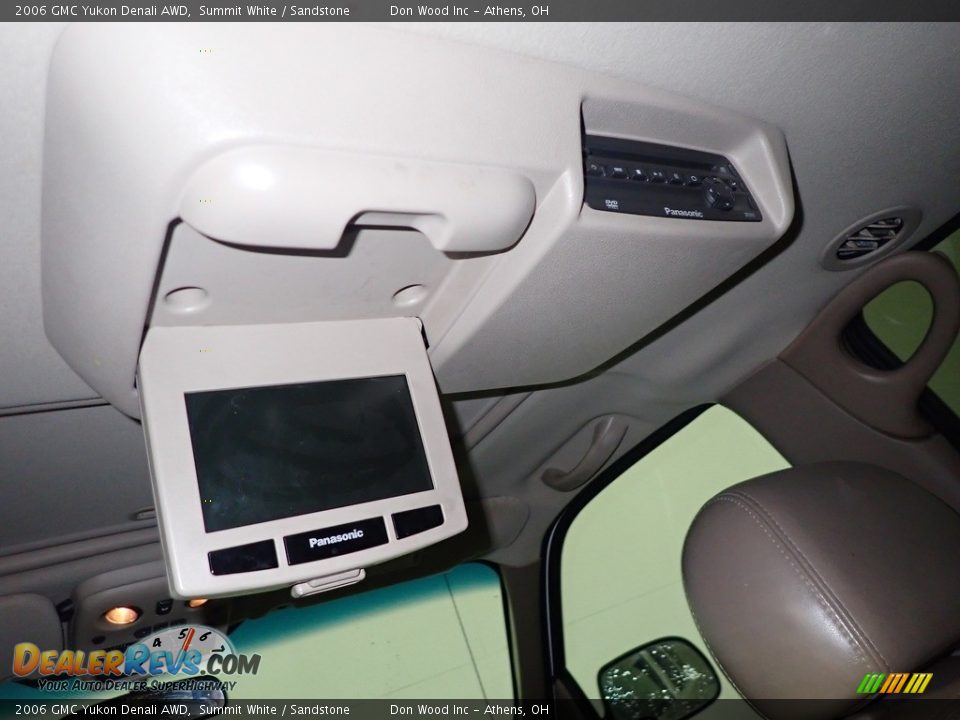 2006 GMC Yukon Denali AWD Summit White / Sandstone Photo #3