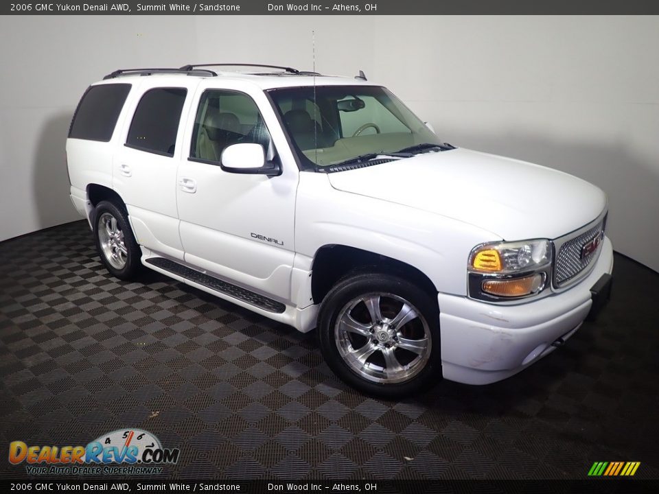 2006 GMC Yukon Denali AWD Summit White / Sandstone Photo #4