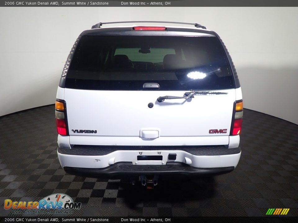 2006 GMC Yukon Denali AWD Summit White / Sandstone Photo #14