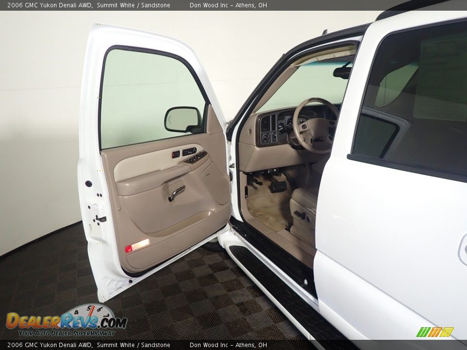 2006 GMC Yukon Denali AWD Summit White / Sandstone Photo #22