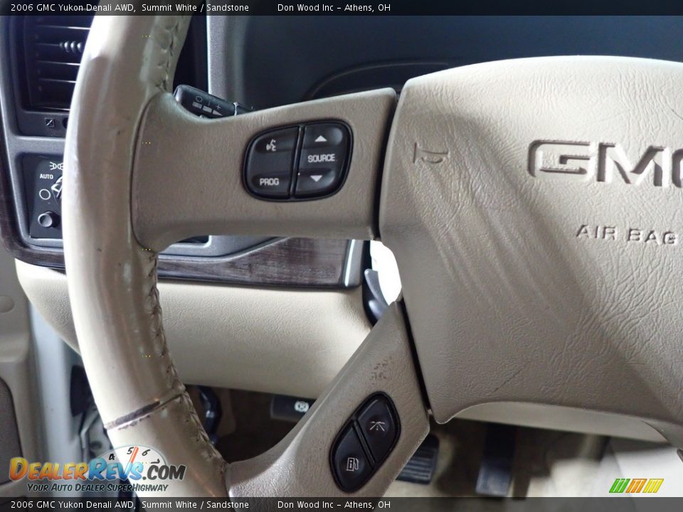 2006 GMC Yukon Denali AWD Summit White / Sandstone Photo #31