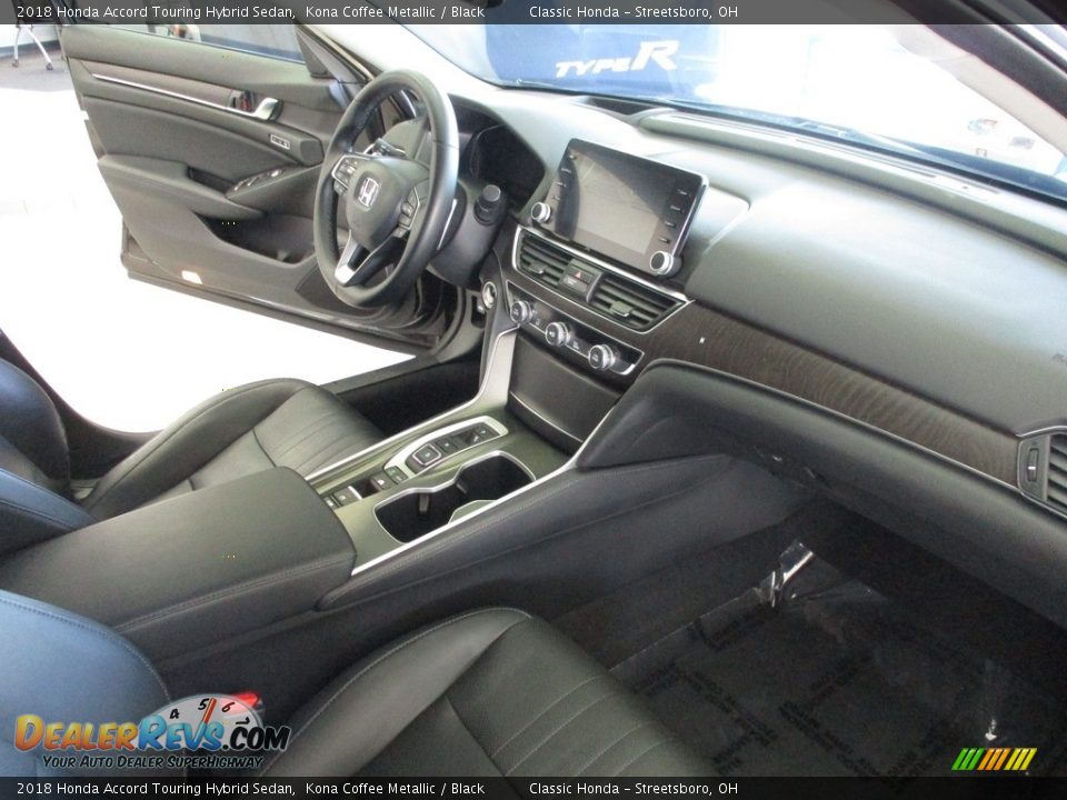 Dashboard of 2018 Honda Accord Touring Hybrid Sedan Photo #15