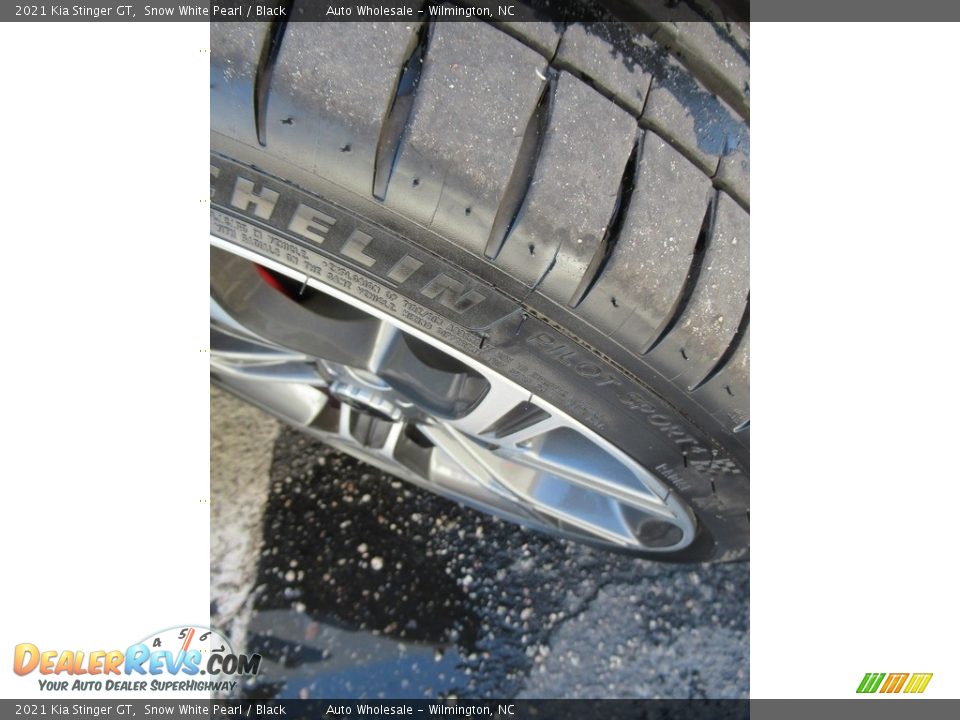 2021 Kia Stinger GT Snow White Pearl / Black Photo #8