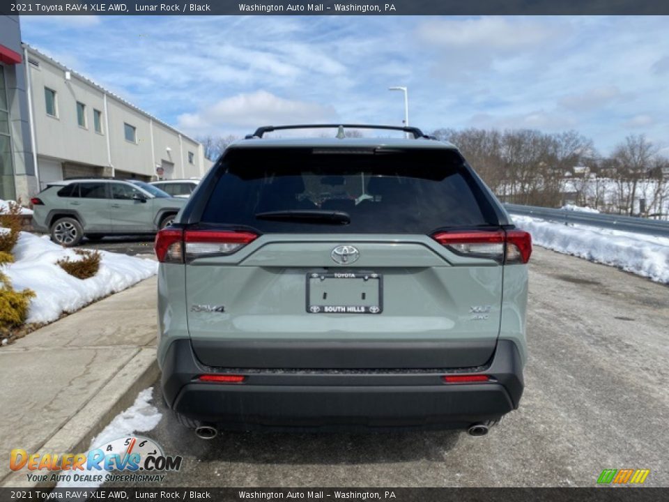 2021 Toyota RAV4 XLE AWD Lunar Rock / Black Photo #15