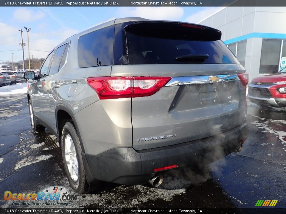 2018 Chevrolet Traverse LT AWD Pepperdust Metallic / Jet Black Photo #5