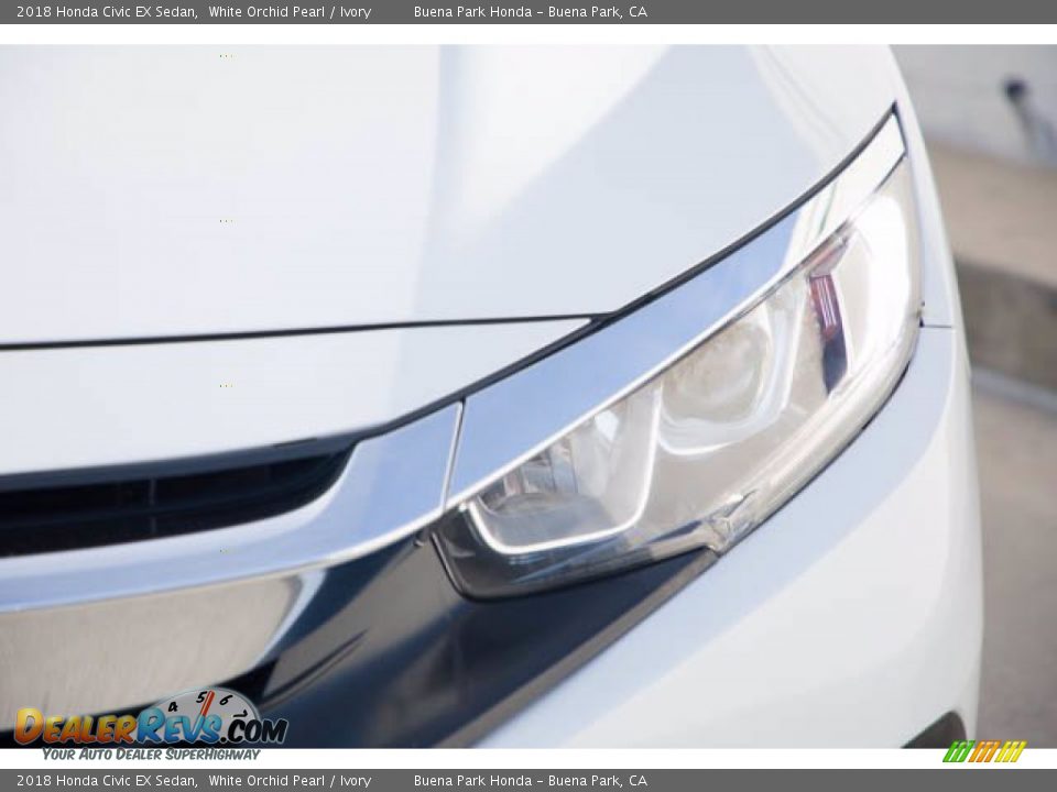 2018 Honda Civic EX Sedan White Orchid Pearl / Ivory Photo #9