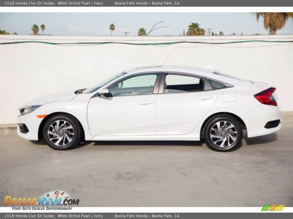 2018 Honda Civic EX Sedan White Orchid Pearl / Ivory Photo #10