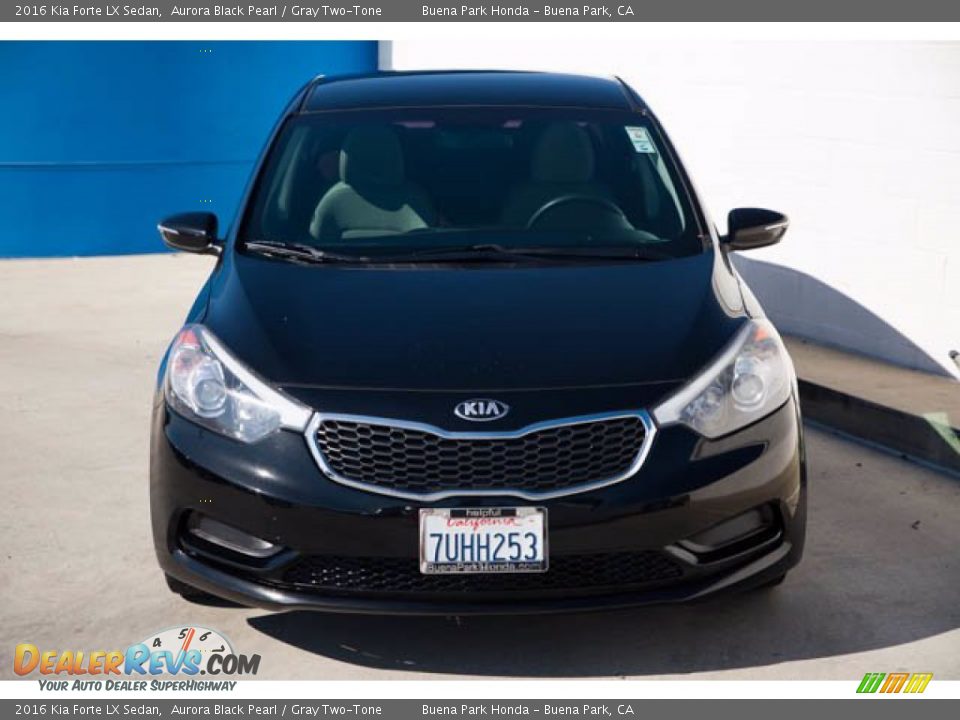 2016 Kia Forte LX Sedan Aurora Black Pearl / Gray Two-Tone Photo #6