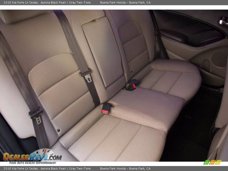 Rear Seat of 2016 Kia Forte LX Sedan Photo #20