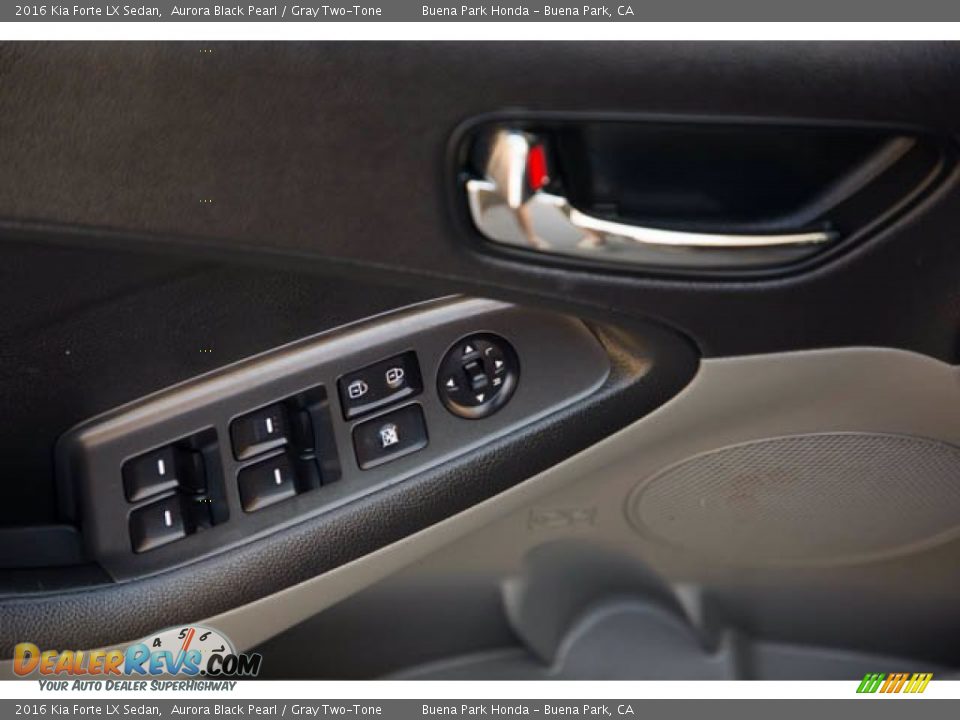 Door Panel of 2016 Kia Forte LX Sedan Photo #27