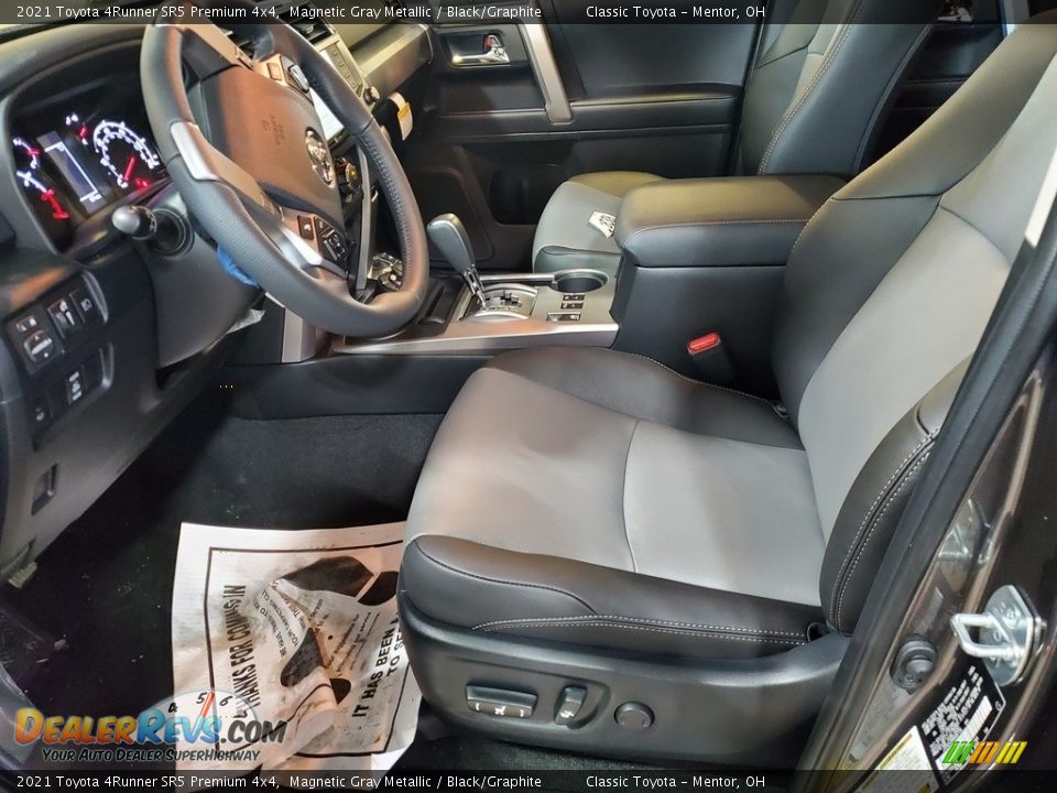 2021 Toyota 4Runner SR5 Premium 4x4 Magnetic Gray Metallic / Black/Graphite Photo #2